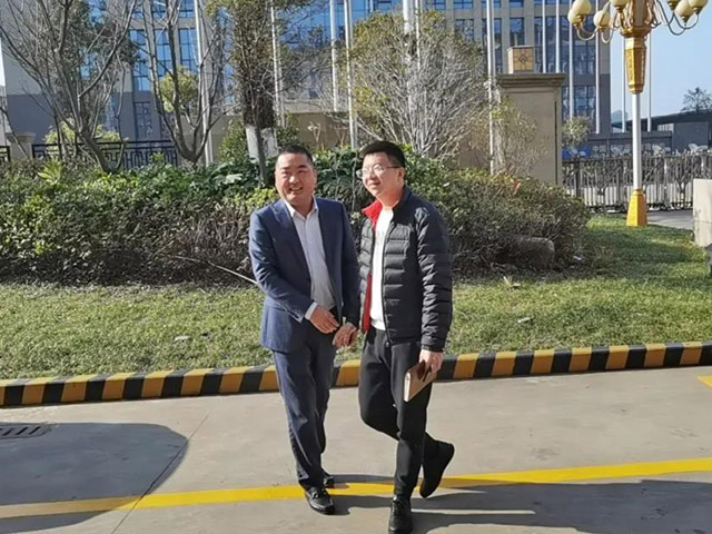 新春伊始，龍灣區(qū)空港管委會領導率隊蒞臨集團走訪慰問